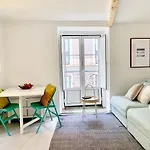 Apartment Center Santos *